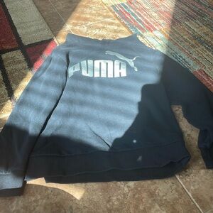 PUMA boy’s black hoodie. Size M (10-12).